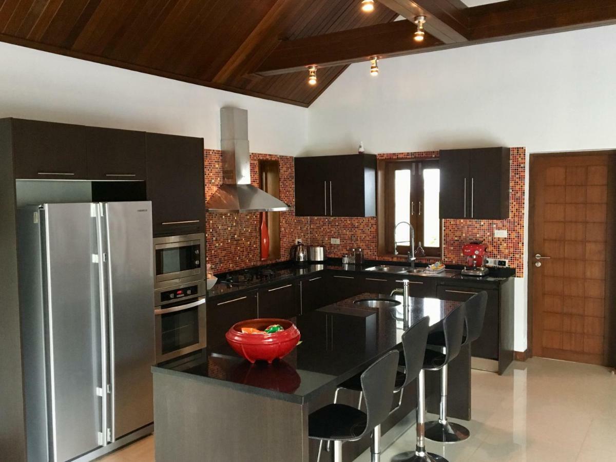 Baan Tai Tara 3 Villa บ้านใต้ ภายนอก รูปภาพ